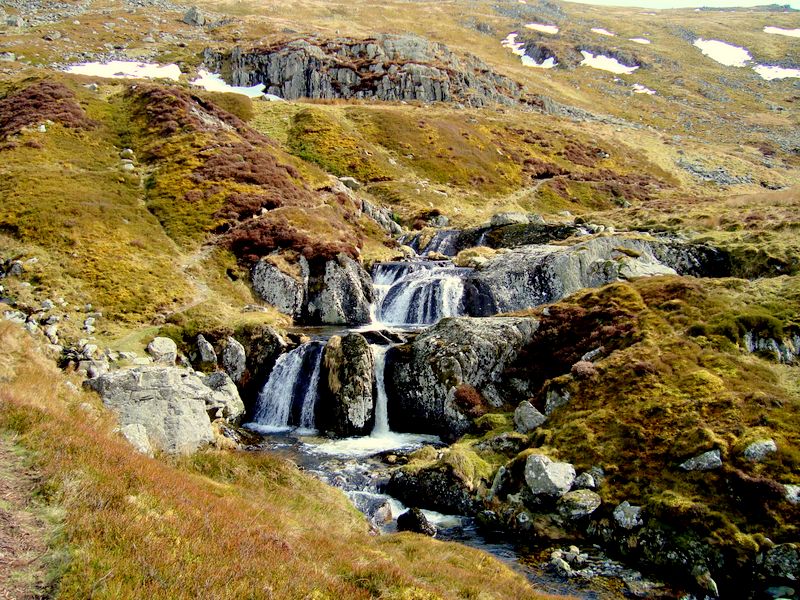 Avon Goch towards Carneddau