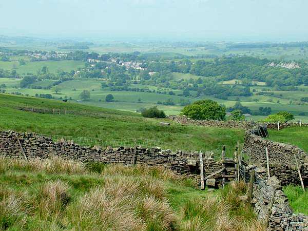 Approaching Thornton-in-Craven
