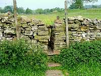 Squeeze Stile near Hardraw - No fatties this way!