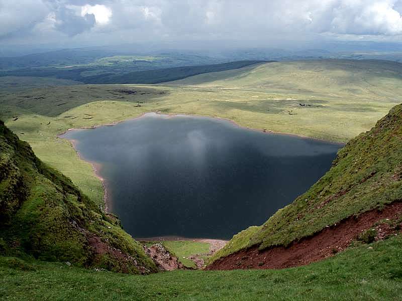 Llyn y Fan Fawr from Bwlch Giedd